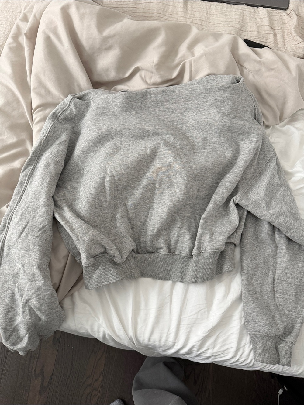 Ardene Light Gray Cropped Crewneck Sweatshirt